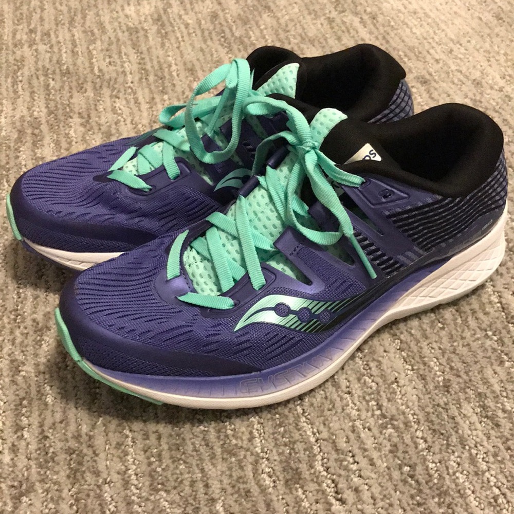 Saucony Running shoes